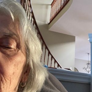 Meet your Posher, Bev